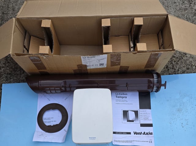 Vent-Axia 403836 100mm Centrifugal Bathroom Heat Recovery Unit