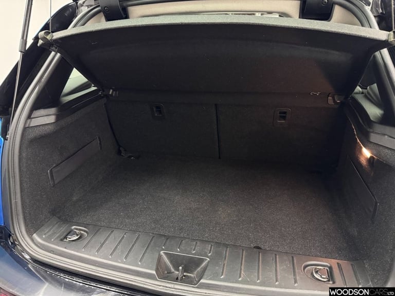 2016 BMW i3 33kWh Hatchback 5dr Petrol Plug-in Hybrid Auto Euro 6 (s/s) (Range Extender Hatchback...