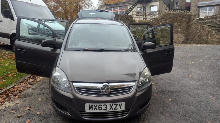 2013 Vauxhall Zafira 1.7 CDTi ecoFLEX Exclusiv [110] 5dr MPV Diesel Manual