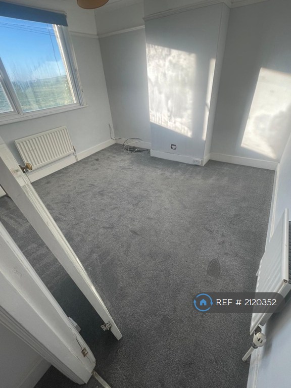 3 bedroom house in Brighton Road, Lancing/ Shoreham, BN15 (3 bed) (#2120352)