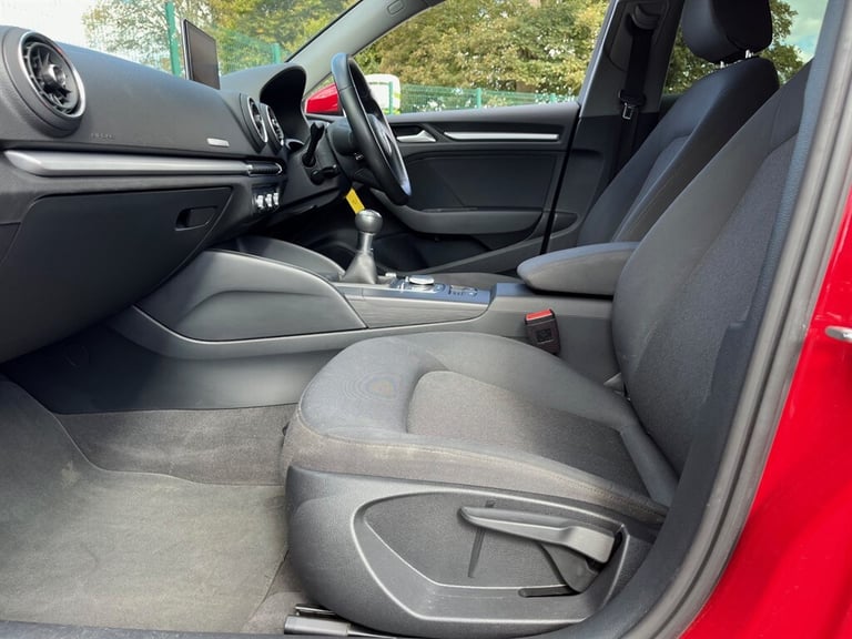 2018 Audi A3 SPORTBACK TFSI SE TECHNIK Hatchback Petrol Manual