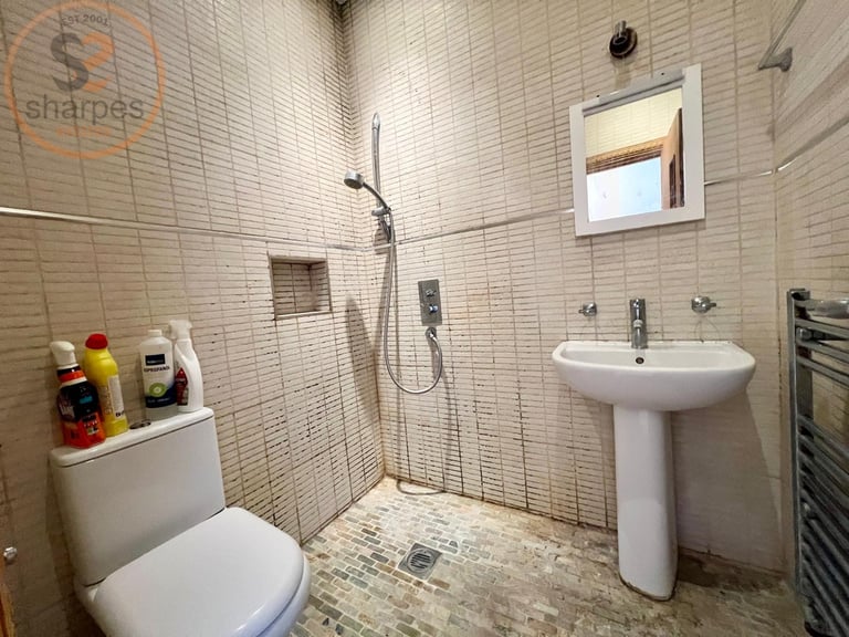1 bedroom in St. James's Road, Croydon, Surrey