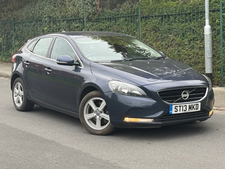 2013 Volvo V40 T3 SE 5dr HATCHBACK Petrol Manual