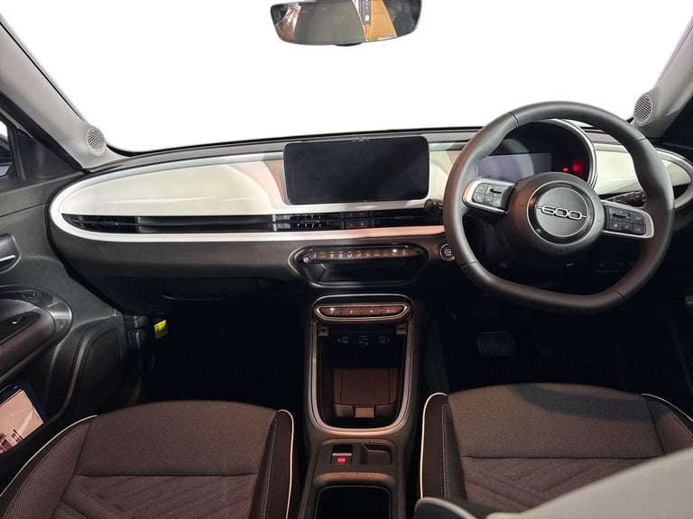 2024 Fiat 600 1.2 Hybrid 48V 136 5dr eDCT-6 HATCHBACK PETROL Automatic