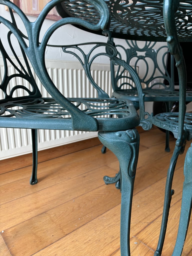 Aluminium garden conservatory patio outdoor dining kitchen table & 4 chairs + cushions 
