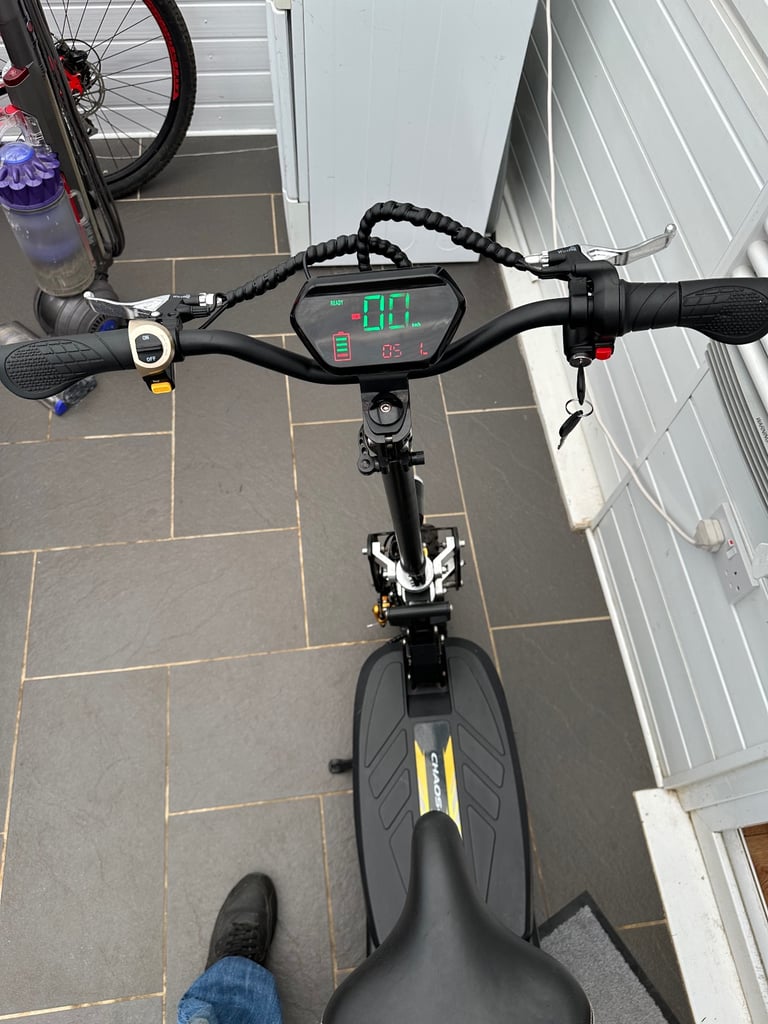 Electric scooter A Chaos GT1600 sport - Black