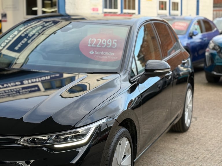 2025 Volkswagen Golf 1.5 TSI Match 5dr, UNDER 3300 MILES, MAY 2028 VOLKSWAGEN WARRANTY HATCHBACK ...