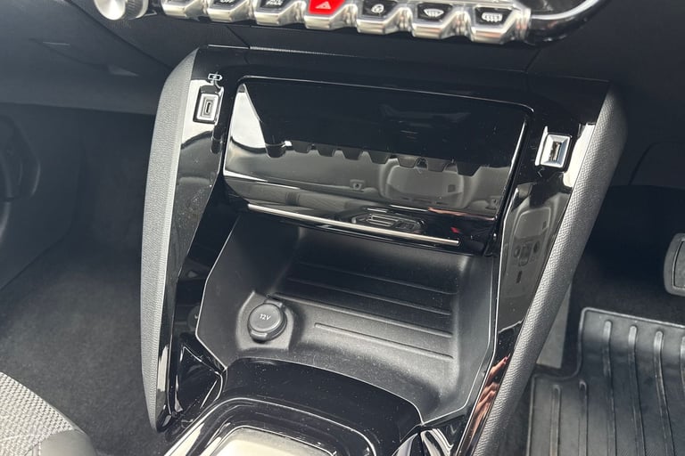 2024 Peugeot 208 100kW E-Style 50kWh 5dr Auto HATCHBACK ELECTRIC Automatic