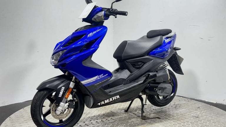 Yamaha Aerox R 2019 4 STROKE FUEL INJECTED 50CC SPORT SCOOTER PROJECT 50CC