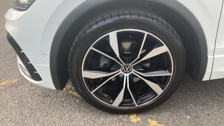 2023 Volkswagen Tiguan 2.0 TDI R-Line 5dr DSG Diesel Estate Estate Diesel Automatic