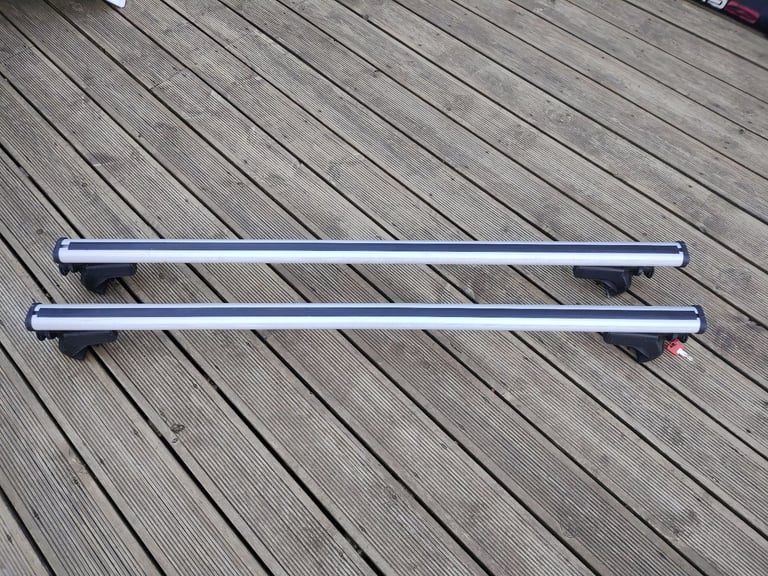 G3 Aluminium roof bars - good condition