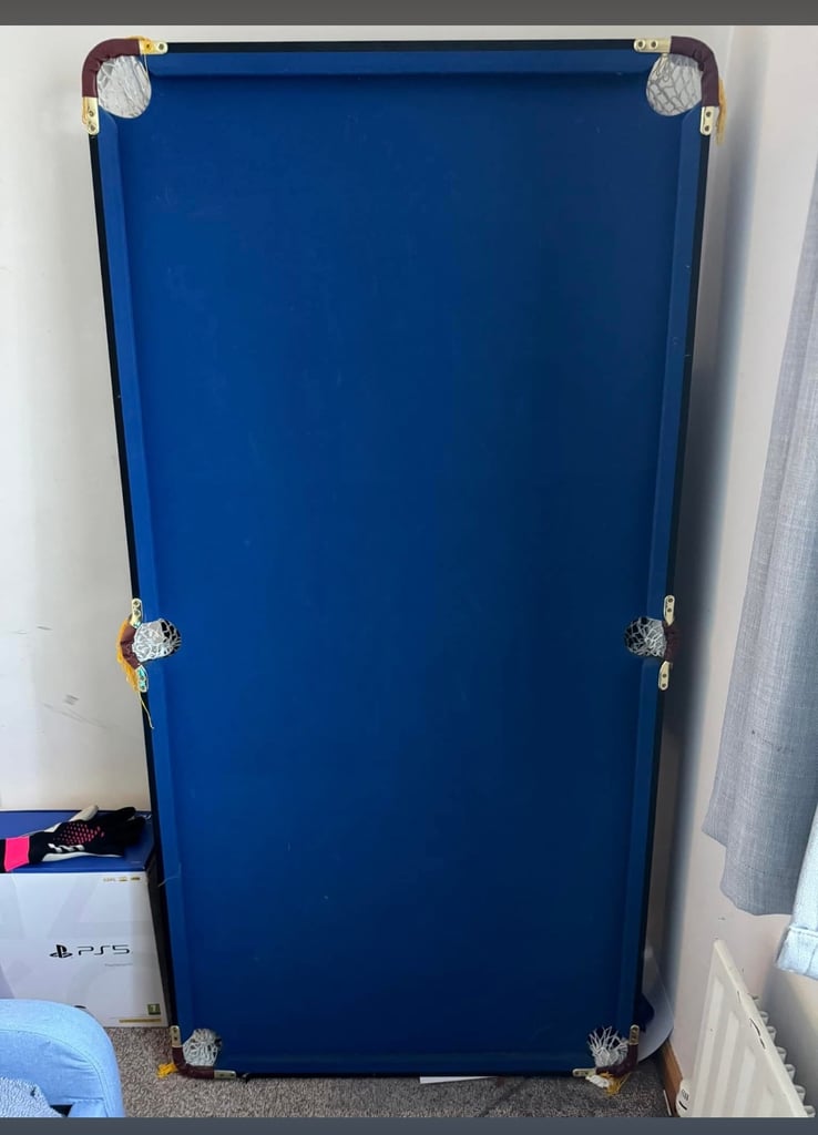 6ft Pool Table Blue Cloth