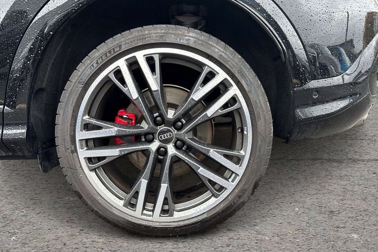  Audi Q5 2.0 TDI Quattro Edition 1 5dr S Tronic SUV Diesel Automatic