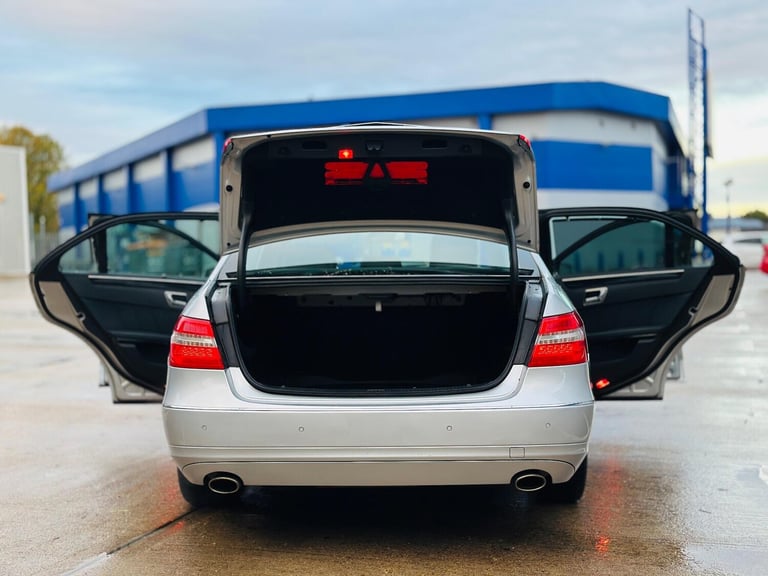 2015 Mercedes-Benz E Class 3.5 E350 Avantgarde G-Tronic 4dr Petrol Automatic