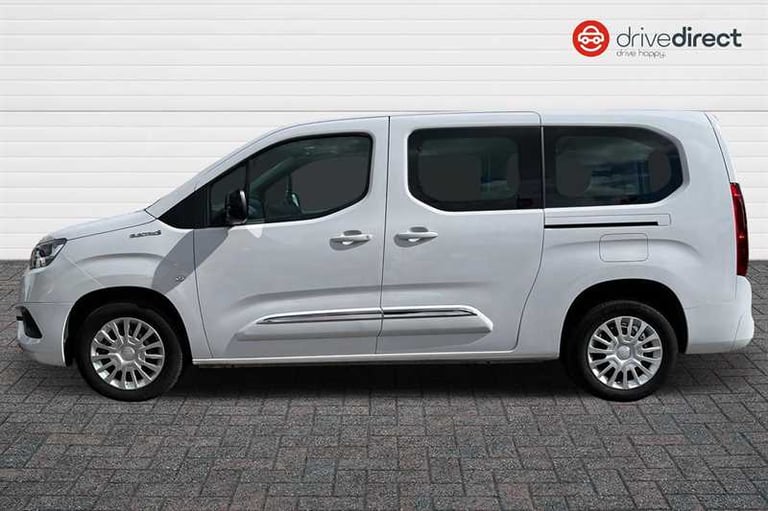 2025 Toyota PROACE CITY Verso 100kW Shuttle Long 50kWh 5dr Auto MPV ELECTRIC Automatic