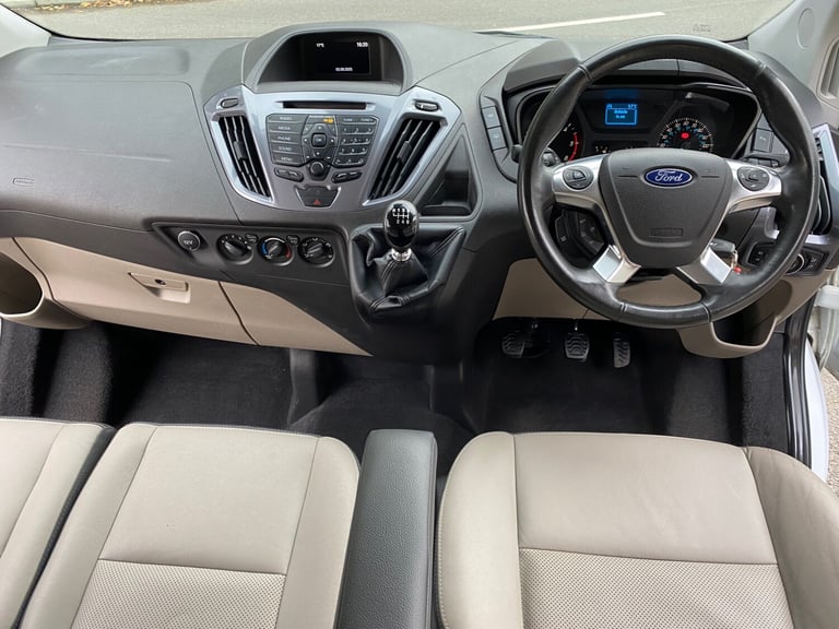 2017 Ford Tourneo Custom Ford Tourneo Custom 2.0 TDCi 130ps 9 Seater Leather Titanium Minibus Cam...