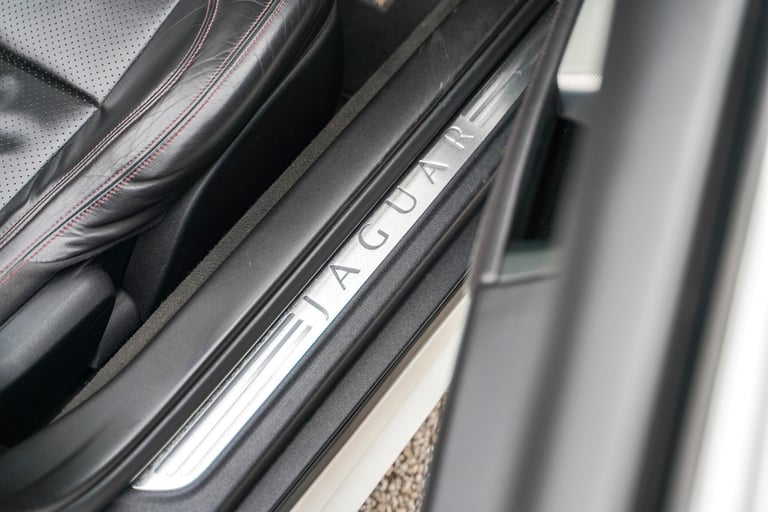 2011 Jaguar XKR 5.0 V8 Auto Euro 5 2dr CONVERTIBLE Petrol Automatic