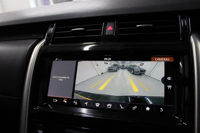 2019 Land Rover Discovery 3.0 SD V6 HSE Luxury Auto 4WD Euro 6 (s/s) 5dr ESTATE Diesel Automatic