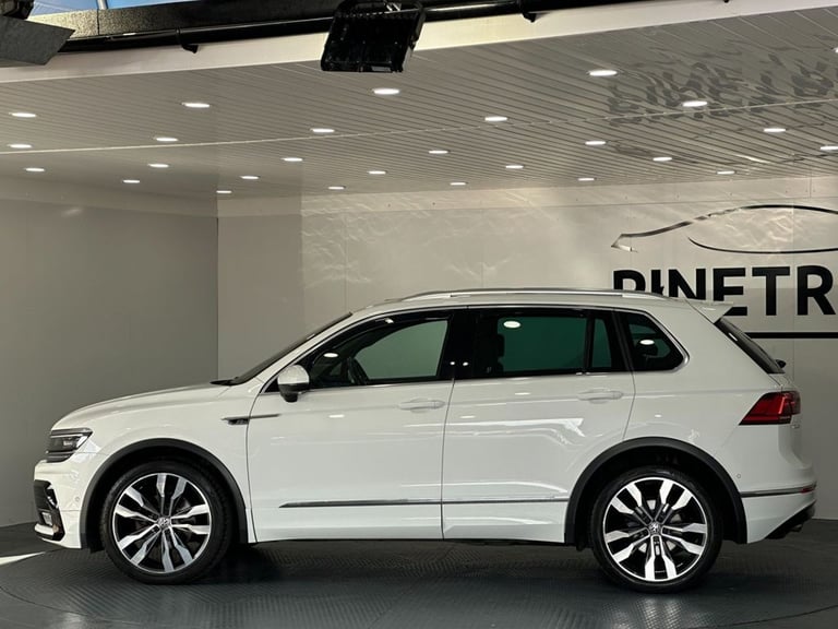 2017 Volkswagen Tiguan 2.0 TDI R-Line SUV 5dr Diesel DSG 4Motion Euro 6 (s/s) (150 ps) ESTATE Die...