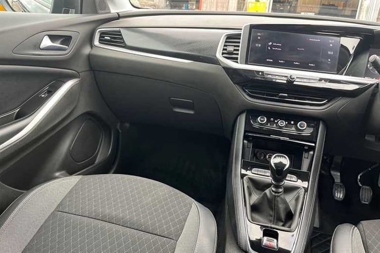 2022 Vauxhall Grandland 1.2 Turbo GS Line SUV 5dr Petrol Manual Euro 6 (s/s) (130 ps) SUV Petrol ...