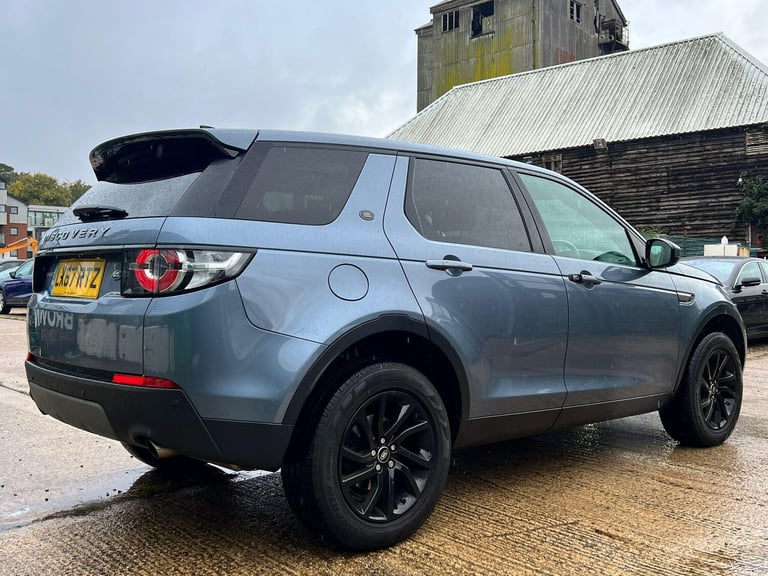 2017 Land Rover Discovery Sport 2.0 TD4 SE Tech Auto 4WD Euro 6 (s/s) 5dr ESTATE Diesel Automatic