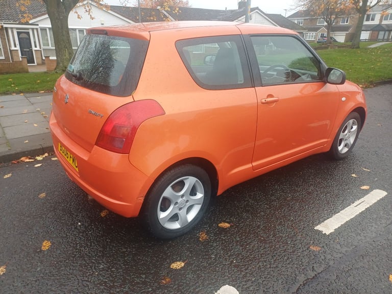 Suzuki swift 1.3 GL very low miles service history outstanding throught