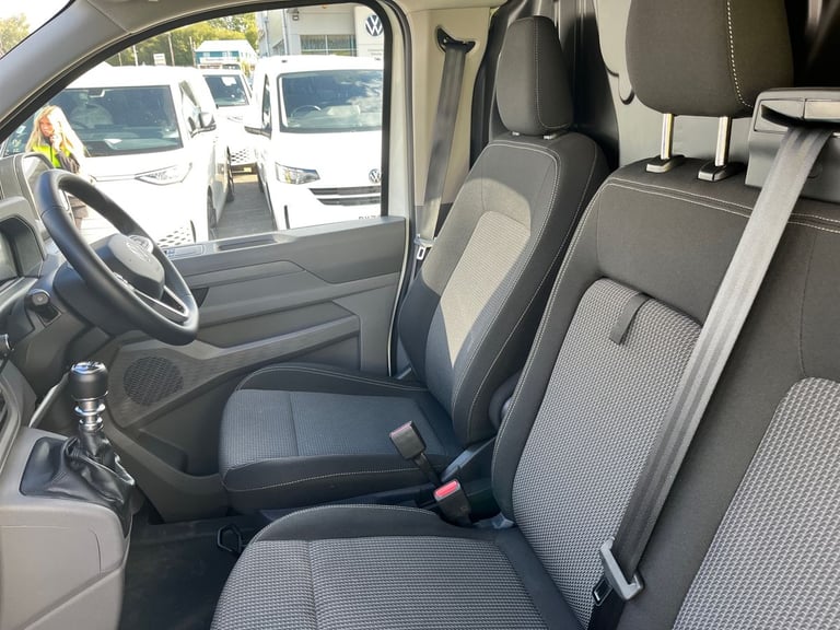  Volkswagen Transporter Panel Van 2.0 Tdi T28 Commerce Plus Panel Van 5dr