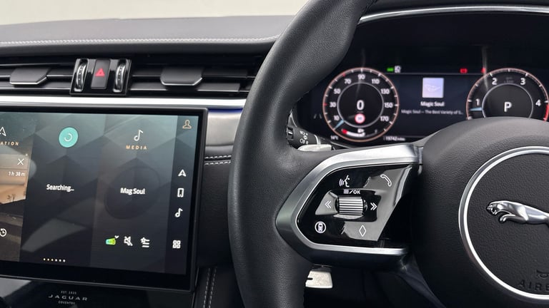 2024 Jaguar F-Pace 2.0 D200 MHEV R-Dynamic SE Black SUV 5dr Diesel Auto AWD Euro 6 (s/s) (204 SUV...