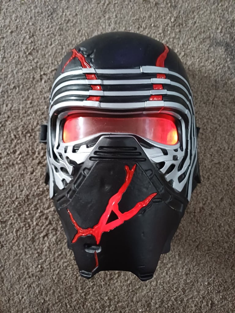 image for Kylo ren mask