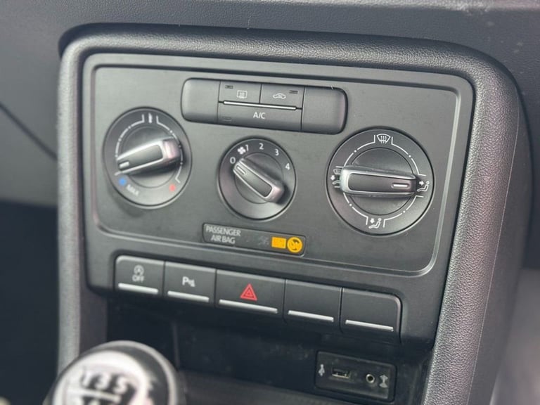 2015 Volkswagen Beetle 2.0 TDI 150 Design 3dr HATCHBACK DIESEL Manual