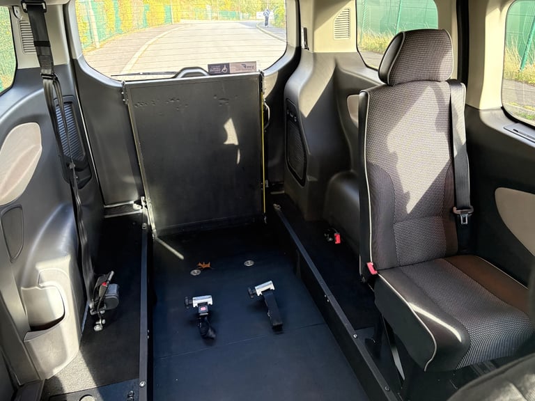 2019 Ford Tourneo Custom Transit Titanium WAV NEW WET BELT 8170 Miles