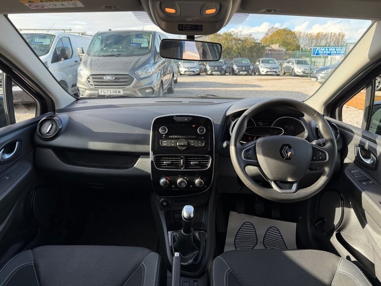 2019 Renault Clio 1.5 dCi Play Hatchback 5dr Diesel Manual Euro 6 (s/s) (90 ps) Hatchback Diesel ...