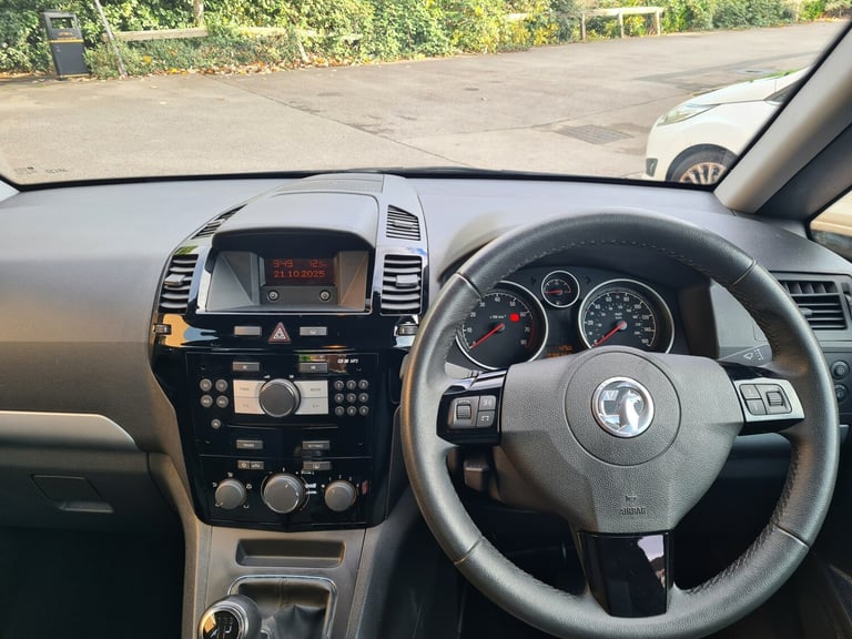 2014 Vauxhall Zafira 1.8i Exclusiv 5dr MPV Petrol Manual