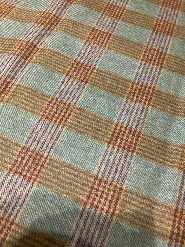 Roman Blind : Wool 90cm Wide x 160cm Drop : Great Condition