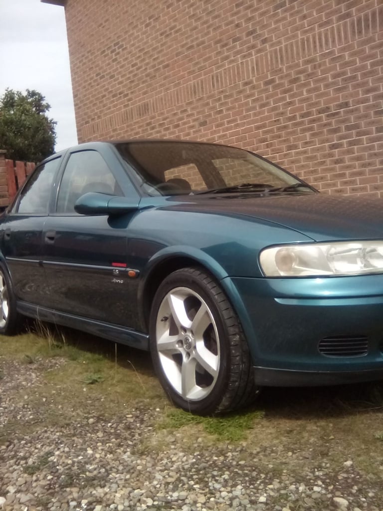 CLASSIC Vauxhall, VECTRA, RARE 1.8SLI SPORT 
