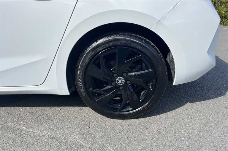 2022 Vauxhall Astra 1.2i Turbo (130 PS) GS Line 5 Door Petrol Hatchback *** 1 Owner / Full Vaux H...