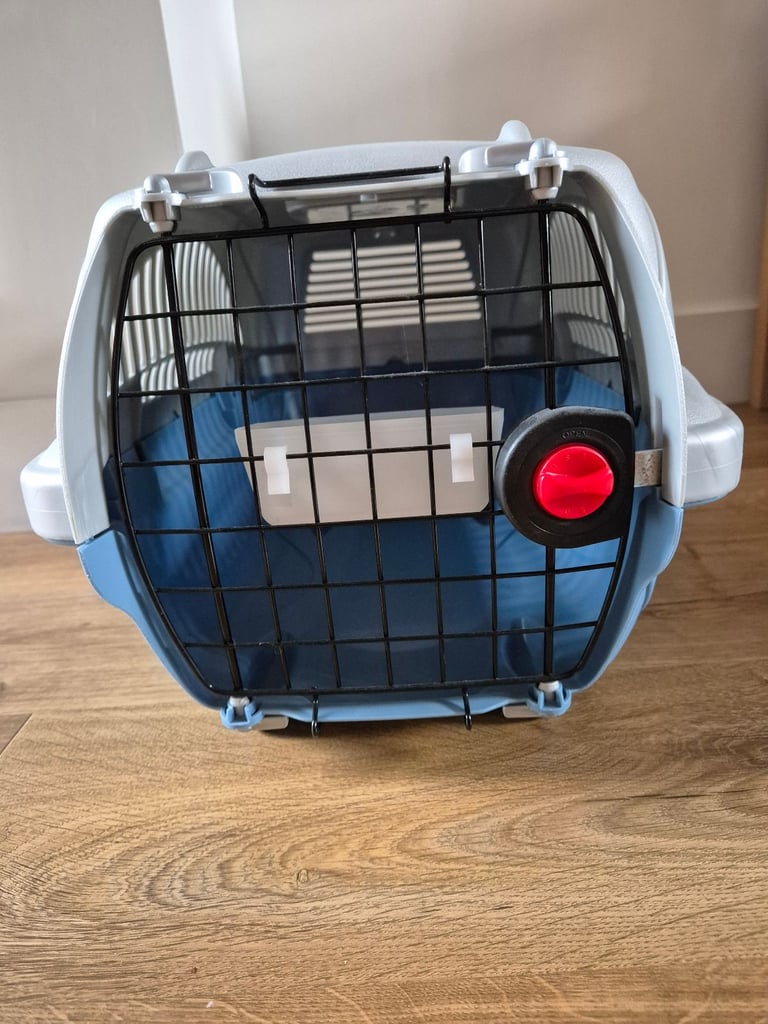 image for Ferplast small dog carrier 5kg (grey / blue)