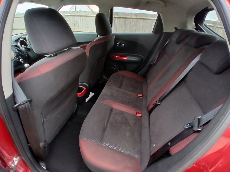 2011 Nissan Juke 1.6 Acenta 5dr [Premium Pack] HATCHBACK Petrol Manual