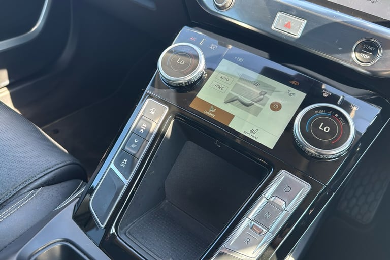  Jaguar I Pace 400 90kwh Hse Suv 5dr Electric Auto 4wd 400 Ps Electric