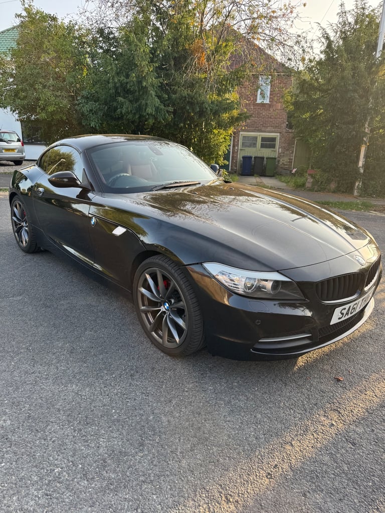 BMW, Z4, Convertible, 2011, Manual, 2497 (cc), 2 doors