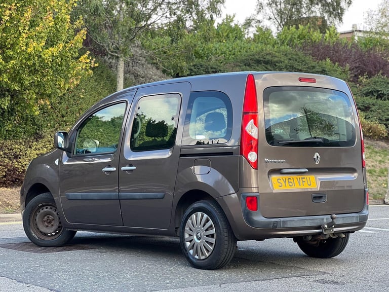 2011 Renault Kangoo 1.6 16V Expression Auto Euro 5 5dr MPV Petrol Automatic