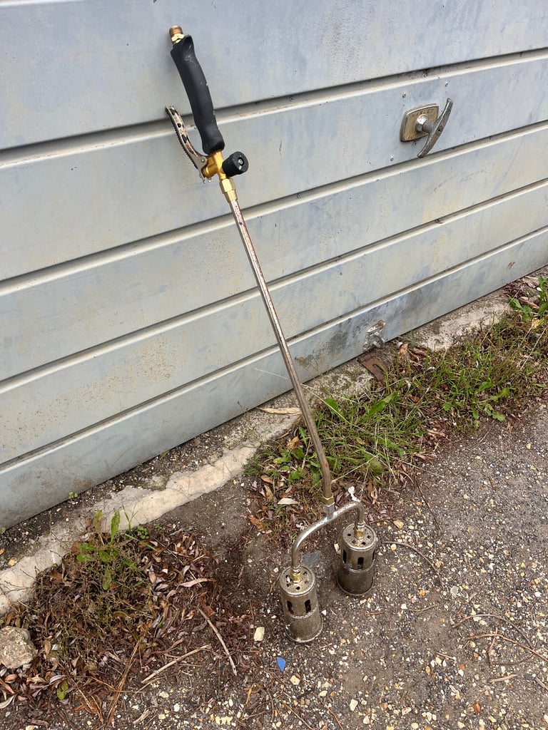 ROOFERS GAS TORCH TWIN HEAD