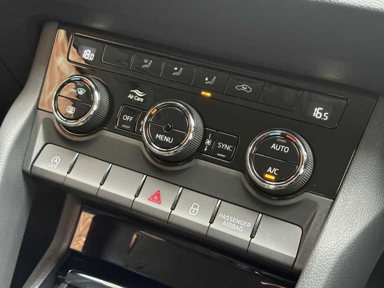 2025 Skoda Karoq 1.0 TSI 116 SE Drive 5dr Manual SUV Petrol Manual