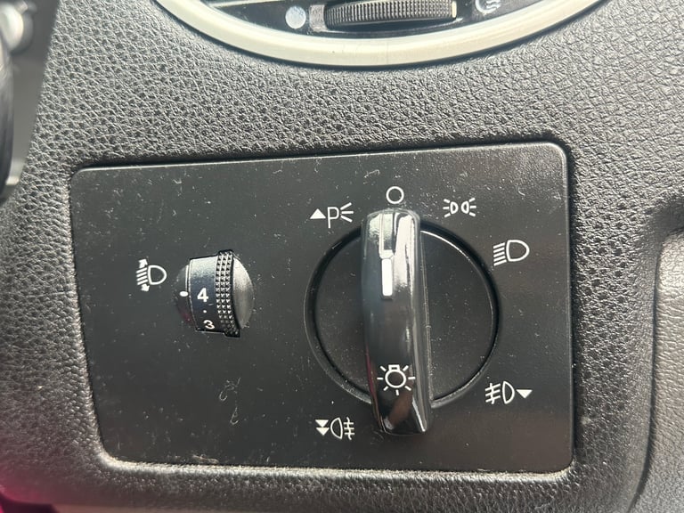 Ford, FOCUS, Hatchback, 2007, Manual, 1596 (cc), 5 doors