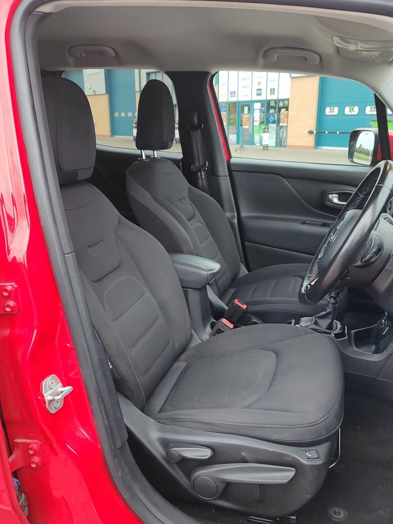 JEEP RENEGADE, NIGHT EAGLE EDITION, 1.6 DIESEL, LOW MILES, 12MONTHS MOT, SERVICE HISTORY 