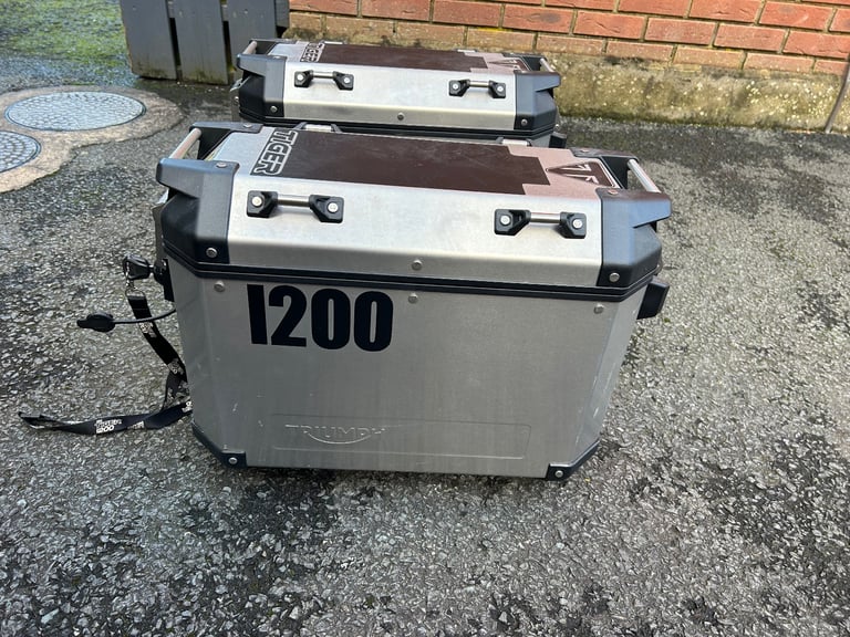 Triumph Expedition Pannier