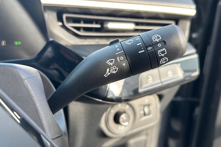 2025 MG MG3 105243 Hatchback Hybrid Automatic