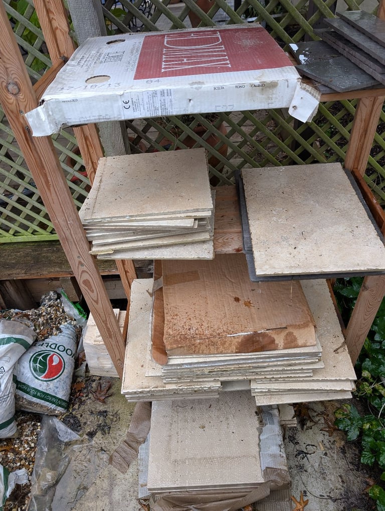 Floor tiles - approx 112 sq ft - FREE!