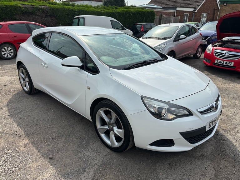 2015 Vauxhall Astra GTC 1.4T 16V 140 Sport 3dr HATCHBACK Petrol Manual