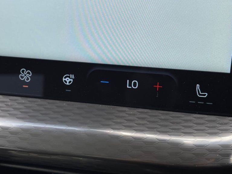  Ford Kuga 2.5 Duratec 14.4kwh Titanium Suv 5dr Petrol Plug In Hybrid CVT Euro